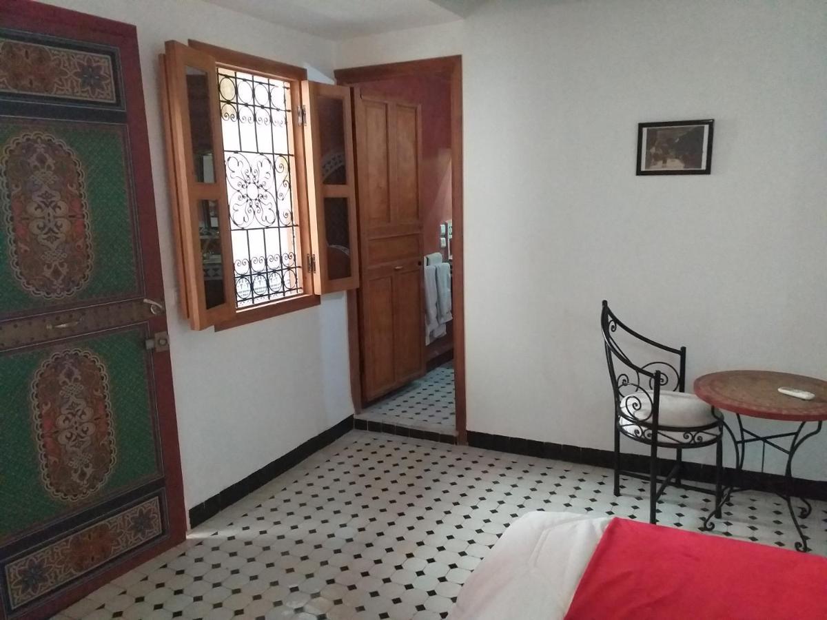 Riad Sheryne פס מראה חיצוני תמונה