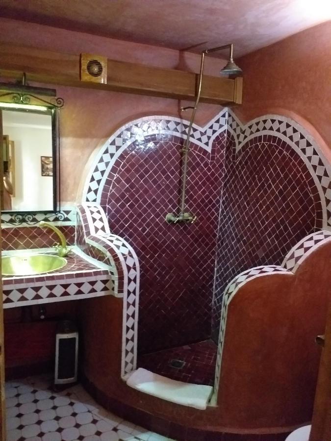 Riad Sheryne פס מראה חיצוני תמונה