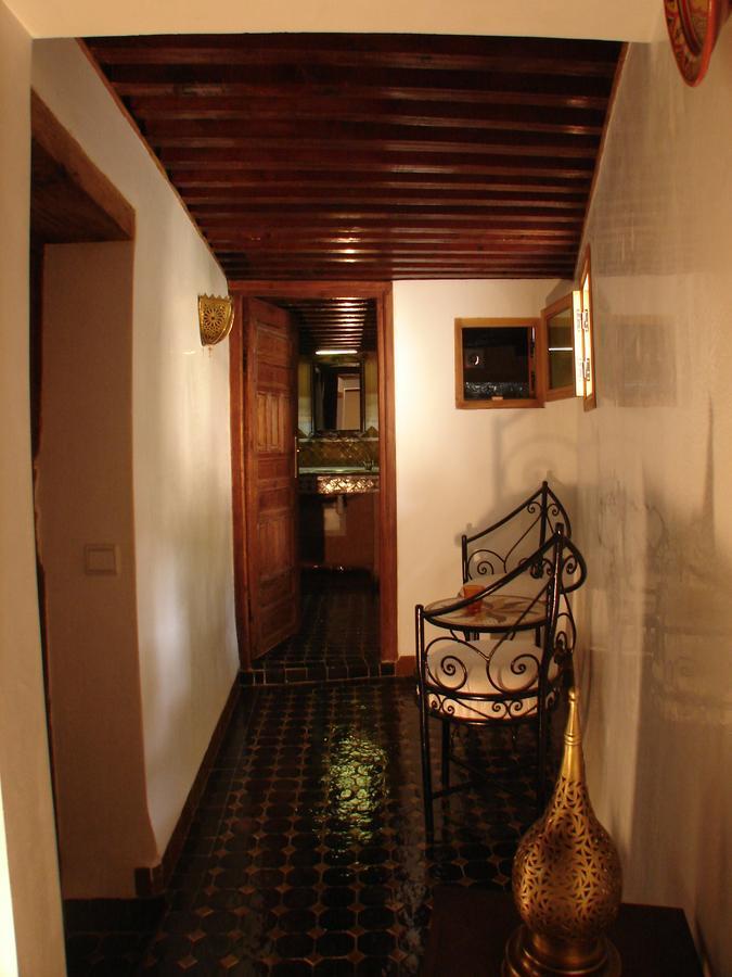 Riad Sheryne פס מראה חיצוני תמונה
