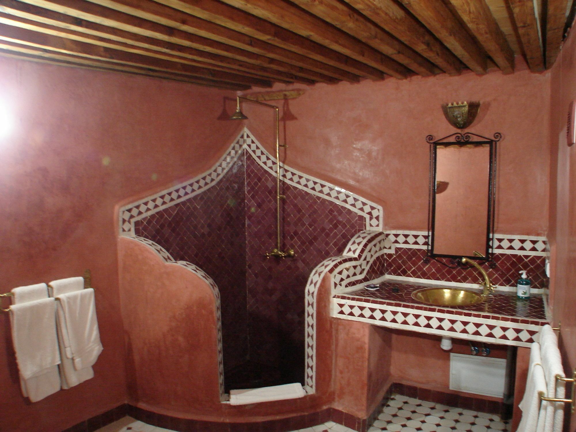 Riad Sheryne פס מראה חיצוני תמונה